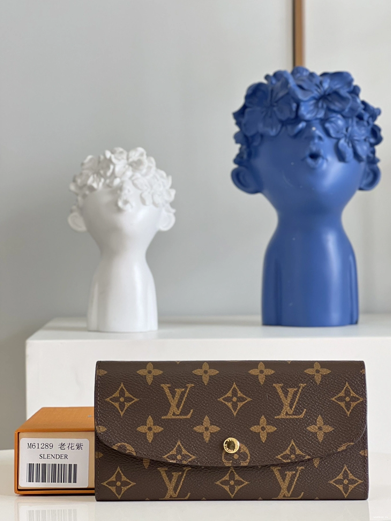 WIS wallet LOUIS VUITTON EMILIE 1028